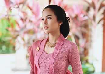 Selalu Tampil Menawan dan Maksimal di Hari Lebaran, Intip Potret Maudy Ayunda Saat Kenakan Dua Kaftan Berbeda!