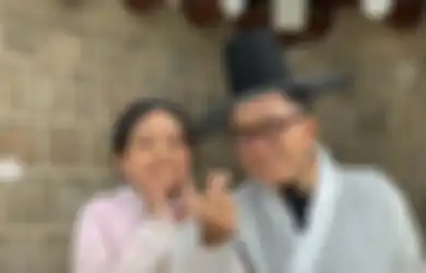 Kepoin 4 Foto Kebersamaan Rahma Azzura Yahya, Anak Helmy Yahya Bareng Sang Papa!