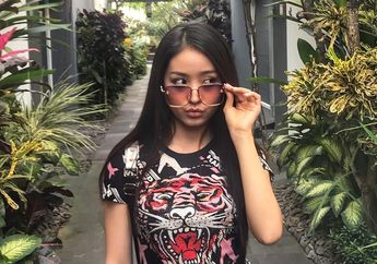 So Chic! Natasha Wilona Punya 6 Gaya Kece Memakai Outfit Hitam