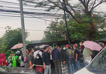 Warga Antusias Ingin Saksikan Pemakaman Vanessa Angel dan Bibi Ardiansyah