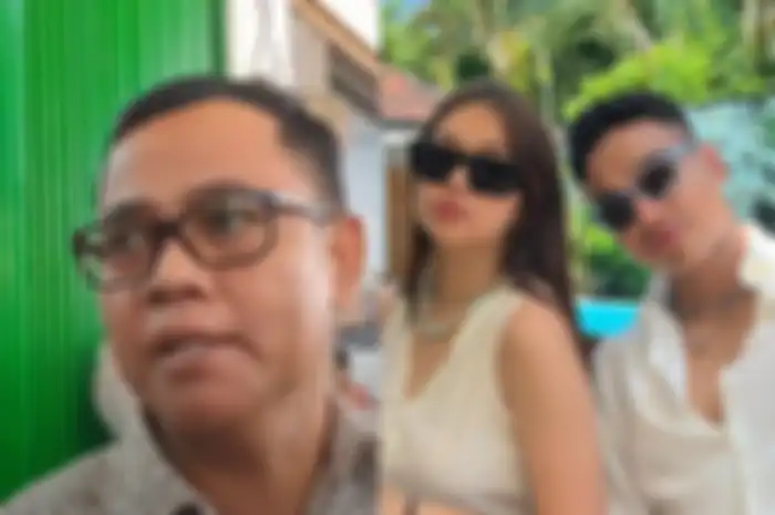 Haji Faisal, Rebecca Klopper dan Fadly Faisal