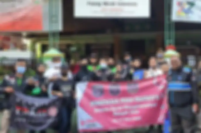 Anggota Tangerang Max Owner's yang aktif dalam acara baksos dan donor darah 2020. Harboy Ketum TMO paling depan kanan (gede) 