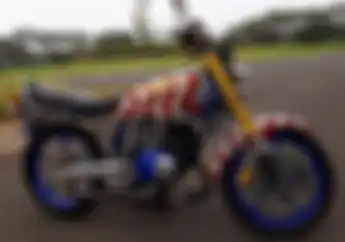 Bengis! Tampilan Yamaha RX King 1993 Makin Gaul dengan Modifikasi Full Aksesoris