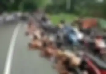 Bikin Kaget... Dikira TNI Latihan Perang Enggak Tahunya Ratusan Pelajar Tiarap di Aspal