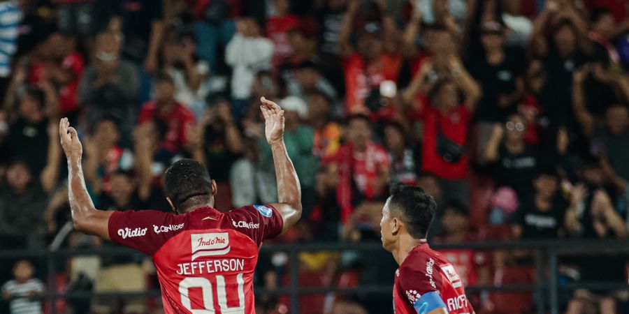 Harga Tiket Diturunkan, Suporter Bali United Cabut Boikot.   