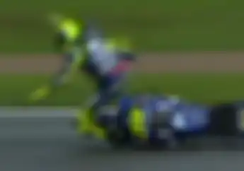Hasil FP3 MotoGP Valencia: Valentino Rossi  Jatuh Terpelanting, Terlempar Dari 10 Besar