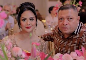 Parasnya Gak Kalah dari Aktor Korea Selatan, Adik Ipar Krisdayanti Rela Pontang-panting Kerja Keras sampai Merantau ke Jakarta Demi Sesuap Nasi, Nasibnya Bak Langit dan Bumi dengan Raul Lemos?