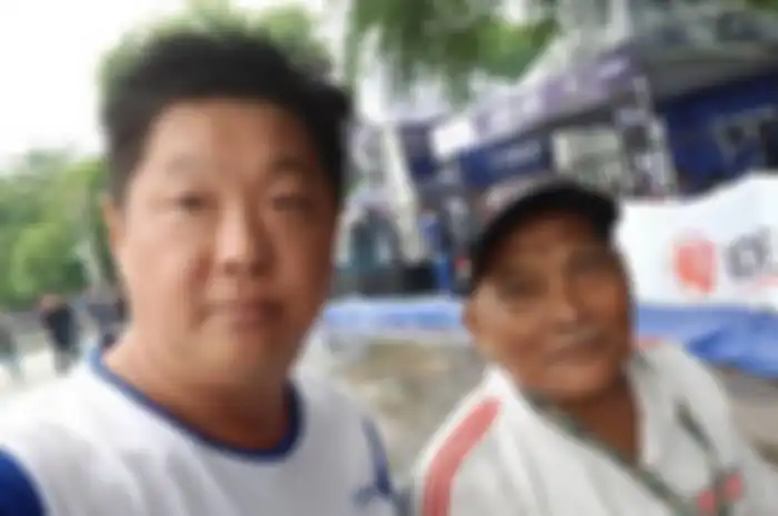 Semasa hidupnya Bedor (kanan) dikenal sebagai pribadi yang lembut