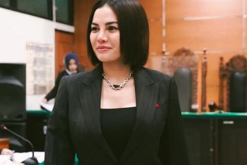 Aktris Nikita Mirzani mengungkapkan alasan dirinya biasa menyenggol artis lain dengan membuka aib-aibnya di media sosial. 