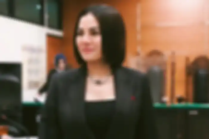 Aktris Nikita Mirzani mengungkapkan alasan dirinya biasa menyenggol artis lain dengan membuka aib-aibnya di media sosial. 