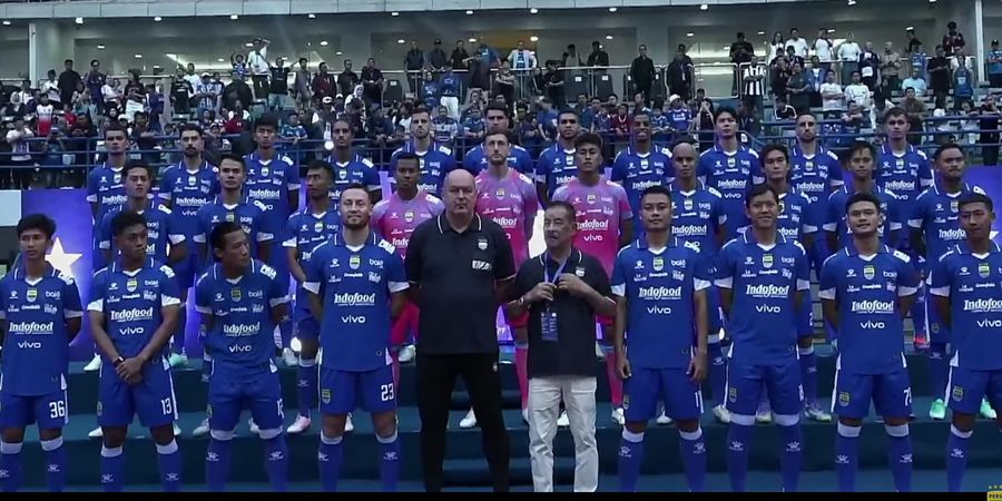 Bojan Hodak Akui Persib Bandung Jalani Persiapan Berat, Beban Juara Bertahan?
