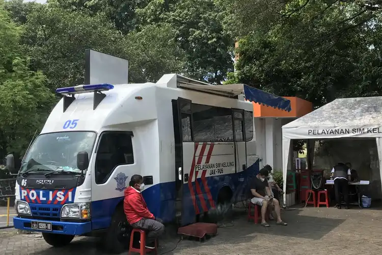 PPKM Level 4 Diperpanjang, Ini Jadwal SIM Keliling Selasa 3 Agustus 2021   