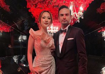 Jadi Istri Idaman, Perlakuan Manis BCL Pijit Kaki Ashraf Sinclair Sambil Masak Jadi Sorotan!