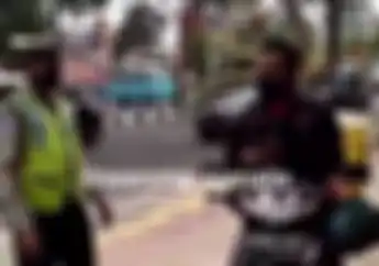 Kasus Pemukulan Pejalan Kaki oleh Driver Ojol Geger, Polisi Tilang Pemotor yang Lewat Trotoar