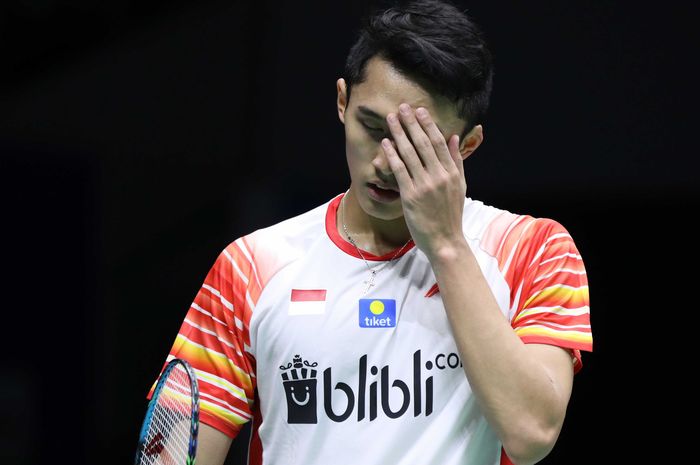 Jonatan Christie gagal meredam perlawanan Chou Tien Chen pada partai ketiga babak perempat final Piala Sudirman 2019 antara Indonesia melawan Taiwan, di Guangxi Sports Center Gymnasium, Nanning, China, Jumat (24/5/2019).