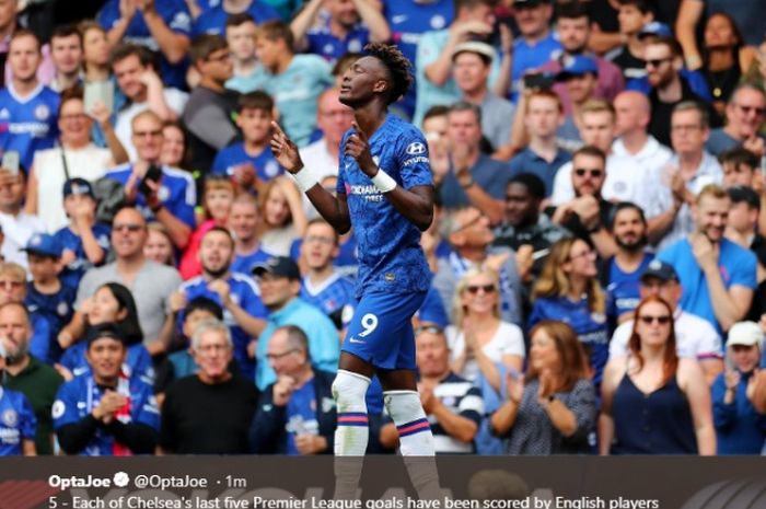 Tammy Abraham saat mencetak gol untuk Chelsea ke gawang Sheffield United, Sabtu (31/8/2019), di Stamford Bridge