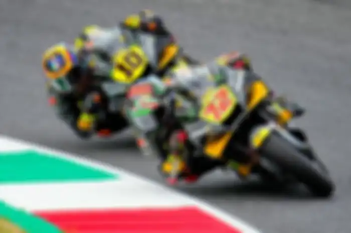 Murid Valentino Rossi, Marco Bezzecchi dan Luca Marini di tim Mooney VR46 Racing Team