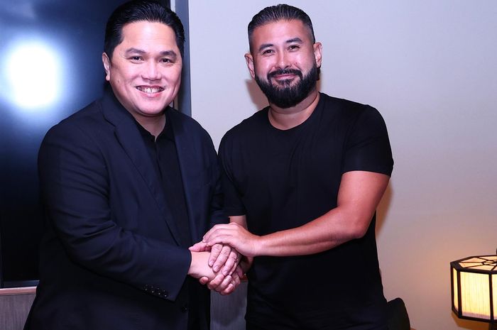Pertemuan Ketua PSSI, Erick Thohir dengan Putra Mahkota Johor sekaligus pemilik Johor Darul Takzim, Mayor Jenderal Tunku Ismail Idris Ibni Sultan Ibrahim
