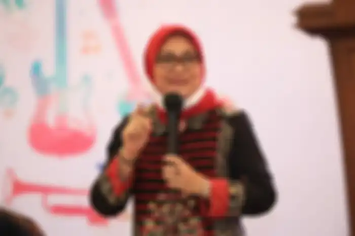 Menaker Ida Fauziyah meluruskan soal PKWT