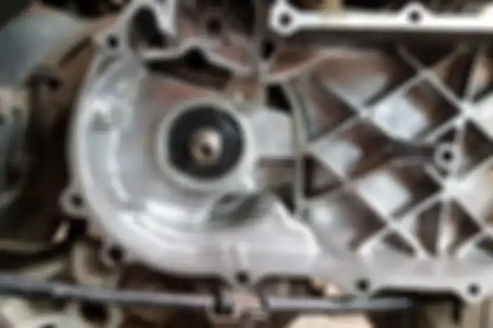Sil pulley depan setelah diganti dan dibersihkan.