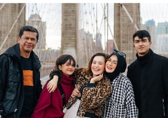 Serunya 3 Gaya Kompak Beby Tsabina & Keluarga Saat Liburan Bareng ke Amerika Serikat!