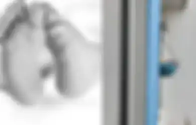 Cium Bau Busuk hingga Dikira Mayat Bayi, Polisi Justru Tercengang Usai Tahu Fakta Sebenarnya Setelah Geledah Kediaman Pria Ini