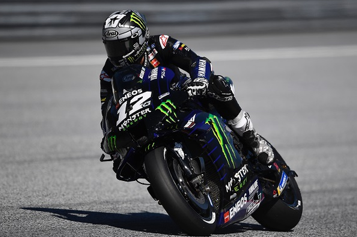 Maverick Vinales gagal raih podium akibat kecelakaan Valentiso Rossi
