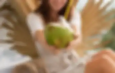 Tips Kesehatan, Begini Cara Alami Mengatasi Asam Lambung dengan Air Kelapa