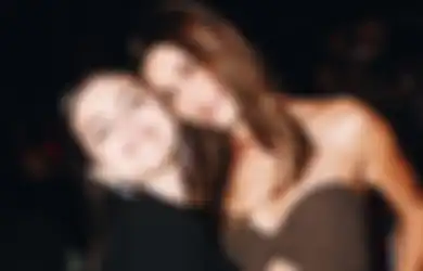 Diduga Disindir Hailey Bieber Lewat TikTok, Selena Gomez: It's OK!