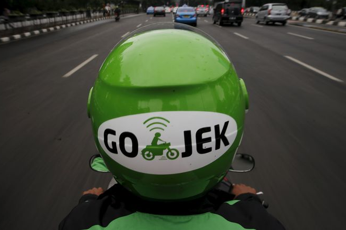 Ilustrasi pengendara ojek online (Gojek)