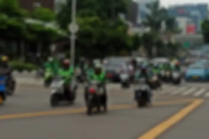 Ilustrasi pengendara motor di Jakarta sebelum PSBB