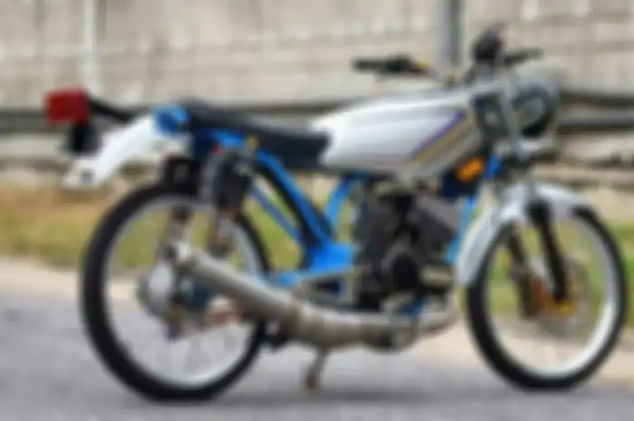 Yamaha RX-K 135 dengan modifikasi kaki-kaki super langsing