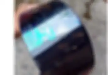 Jangan Dibuang Dulu, Pakai Cairan Ini Visor Iridium yang Banyak Baretnya Jadi Bisa Dipakai Lagi!