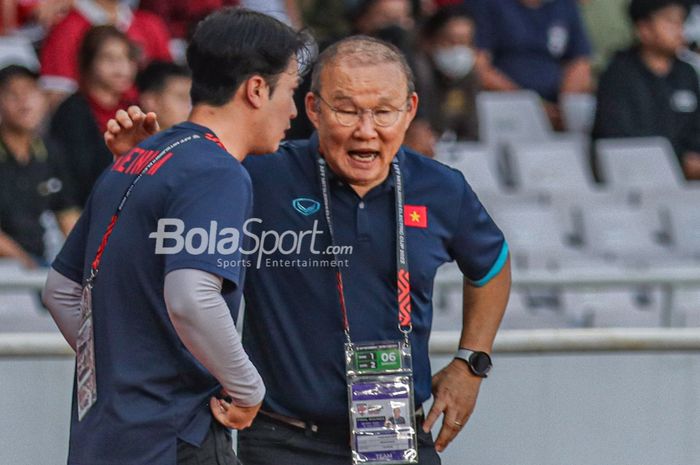 Tangan kanan Park Hang-seo membantah klaim Federasi Malaysia soal kliennya melamar jadi pelatih Timnas Malaysia.