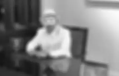 Terawangan Soal Virus Corona Jadi Bumerang untuk Diri Sendiri, Wirang Birawa Mencak-mencak Gara-gara Dibully, Sang Paranormal: Dikasih Saran Panik, Nggak Dikasih Firasat Kepo!