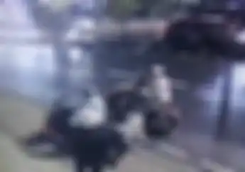 Tangan Ditebas Begal Pakai Senjata Tajam, Tukang Ojek Berhasil Amankan Honda Revo