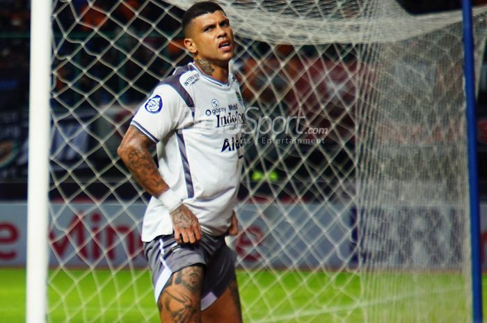 Pemain Persib Bandung, Ciro Alves borong dua gol di laga melawan Arema FC, Jumat (7/7/2023).