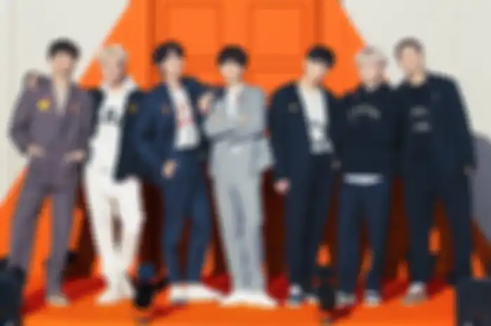 BTS menggelar konser di SoFi Stadium, Los Angeles, Amerika Serikat.