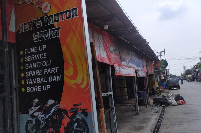 Hen's Motor yang dinilai melakukan getok harga terlihat lebih sering tutup beberapa hari belakangan setelah aksi bengkelnya viral. 