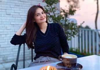 Bak Tak Kapok Tersandung Kasus Video Syur Bareng Ariel NOAH, Cut Tari Sempat Dituding Jadi Simpanan Pejabat hingga Dilabrak Istri Sah, Sang Pengacara Kondang ini Auto Turun Tangan