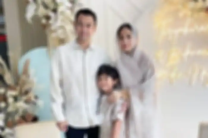 Potret Tasyakuran 4 Bulanan Nagita Slavina Dibagikan Oleh Pengasuh Rafathar, Gaya Nagita Slavina Jadi Sorotan: Masih ABG Aja!