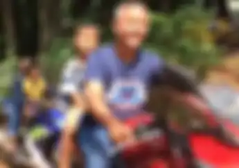 Unik, Begini Cara Komunitas Motor Hibur Anak-anak  Korban Tsunami Banten