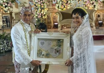 SAH! Shinta Bachir Resmi Menikah dengan Indra Kristianto Usai 5 Tahun Menjanda