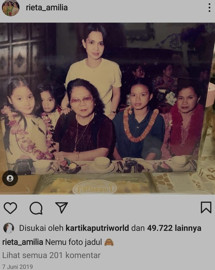 Foto masa kecil Nagita Slavina