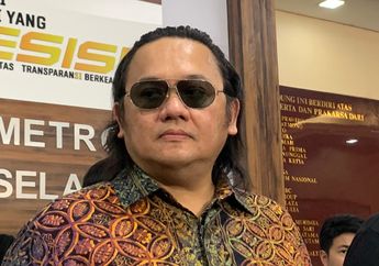 Sekarang Dipermasalahkan, Farhat Abbas Ternyata Sudah Kasih Izin Denny Sumargo Bikin dan Unggah Konten di Rumahnya