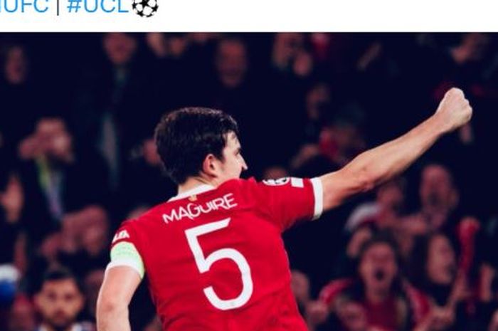 Performa tengah melempem, kapten Manchester United, Harry Maguire, mendapatkan dukungan dari John Stones.