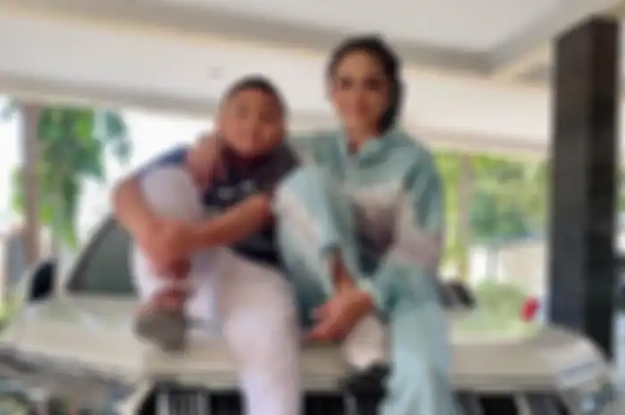 Krisdayanti dan Kellen Lemos