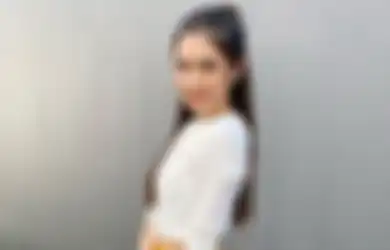 BERITA POPULER: Mikha Tambayong Diselimut Awan Hitam hingga, Nunung Akui Sewa Kamar Untuk Berhubungan Suami Istri