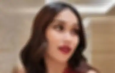Ayu Ting Ting Dilamar Sosok ini Sampai Diam Tak Berkutik, Ivan Gunawan Tunjukkan Gelagat Terbakar Cemburu