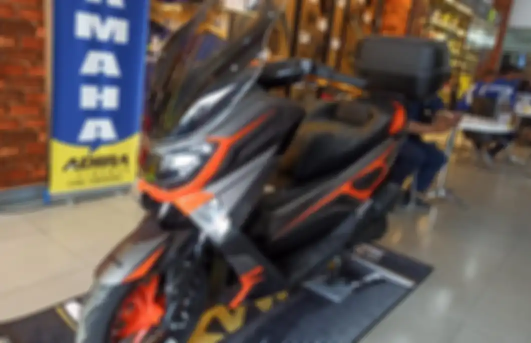 Yamaha NMAX Custom di dealer Yamaha Mekar Motor Cibinong